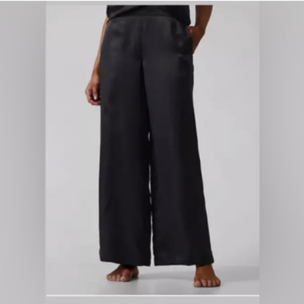 New! Athleta Calm Cool Pant - Picture 3 of 6